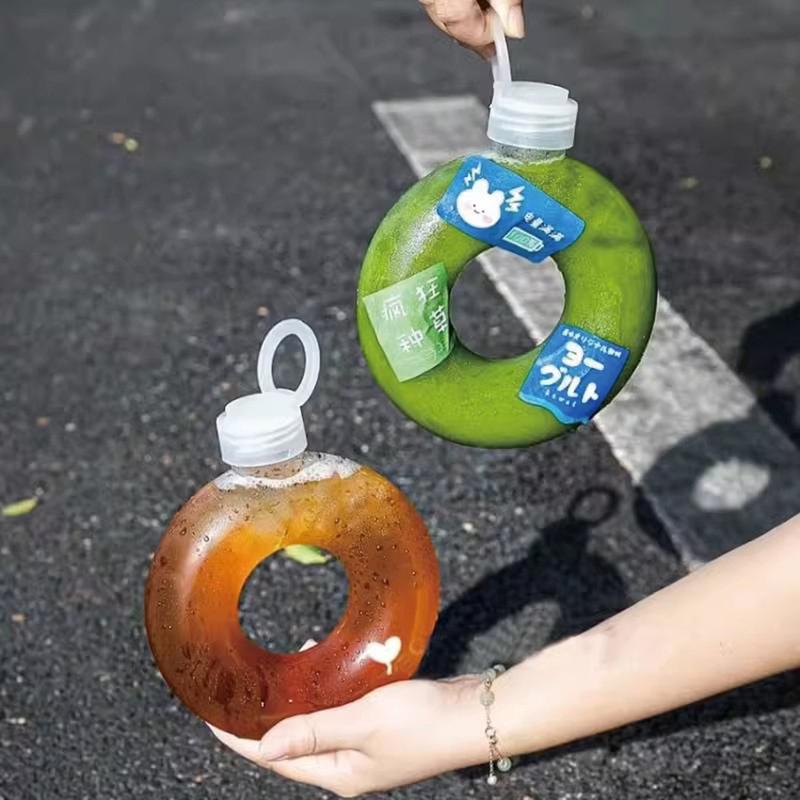 Product Introduction of Youth-friendly Water Bottle Bpa-free Drink Bottle Cute Donut Kids Water Bottle Leak-proof Travel Cup with Handle Ring Anti Fall 55