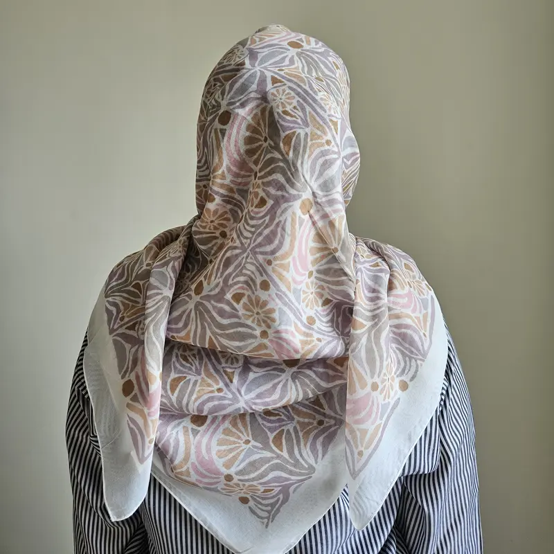 Luminous Beauty Veils - Hijab Segi Empat Motif Voal/Kerudung Segi Empat Motif Voal/Hijab Segi Empat Motif Bahan Voal Kualitas Premium (Motif A6 - A10) 2
