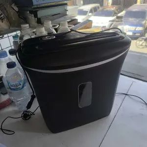 Deli Paper Shredder / Penghancur Kertas Otomatis Kapasitas 6Lbr E9945