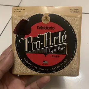 Senar Gitar Klasik Nylon 1 SET  Proarte Clear & Black Nylon Gratis Pick