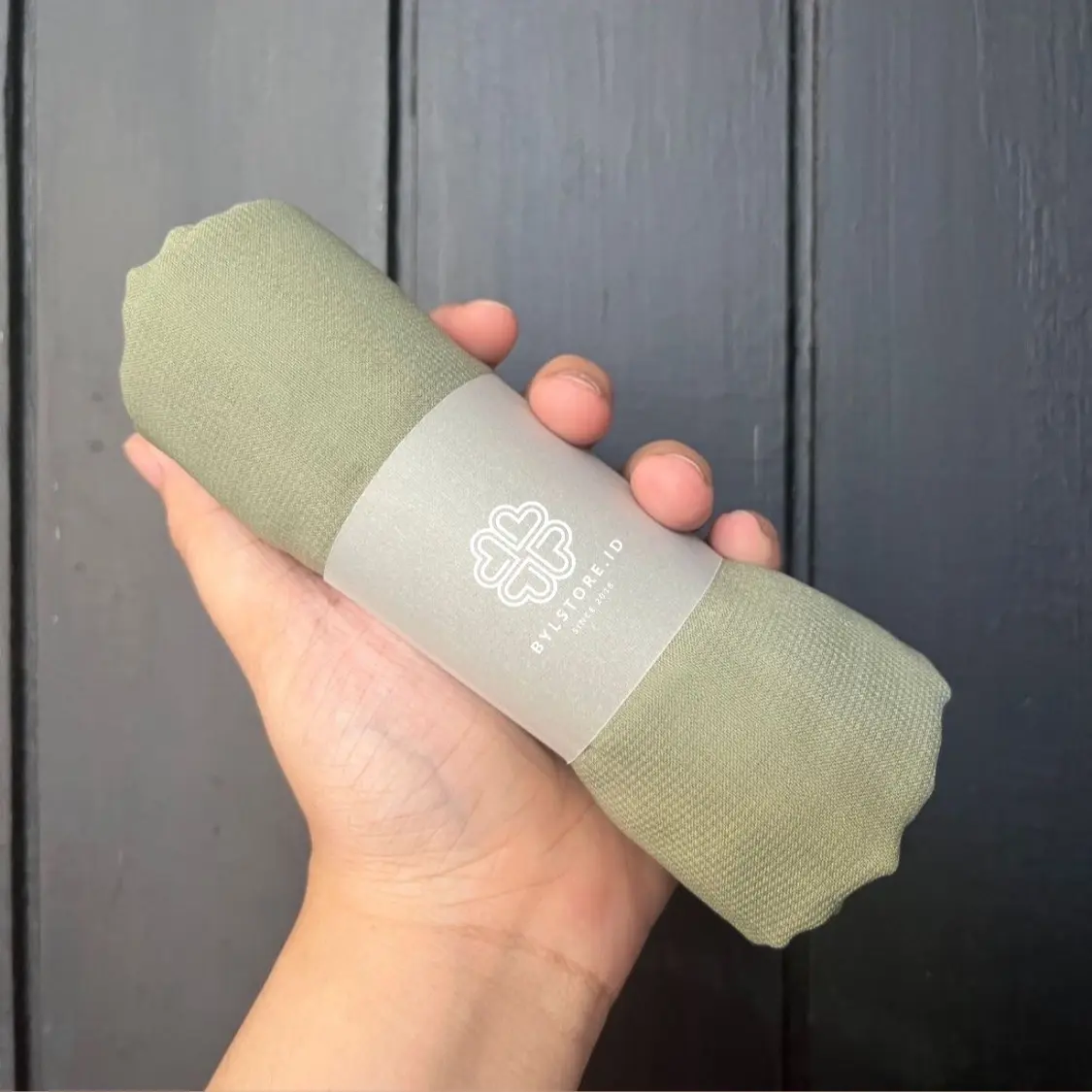 Bella Square /Hijab segi empat