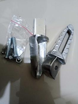 Product Review of Footstep Vario 125 150 CNC Satu Set 4 Varian Warna Free Baut Motor from B**D 1