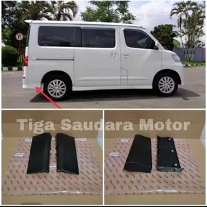 Moulding body samping sambungan bemper roda belakang Daihatsu Luxio 2009 Original