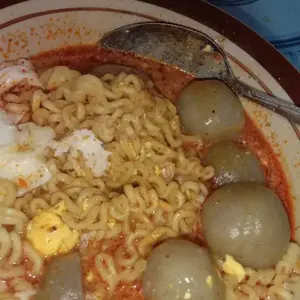 cilok isi ayam suwir isi 50 pcs by safarazfood