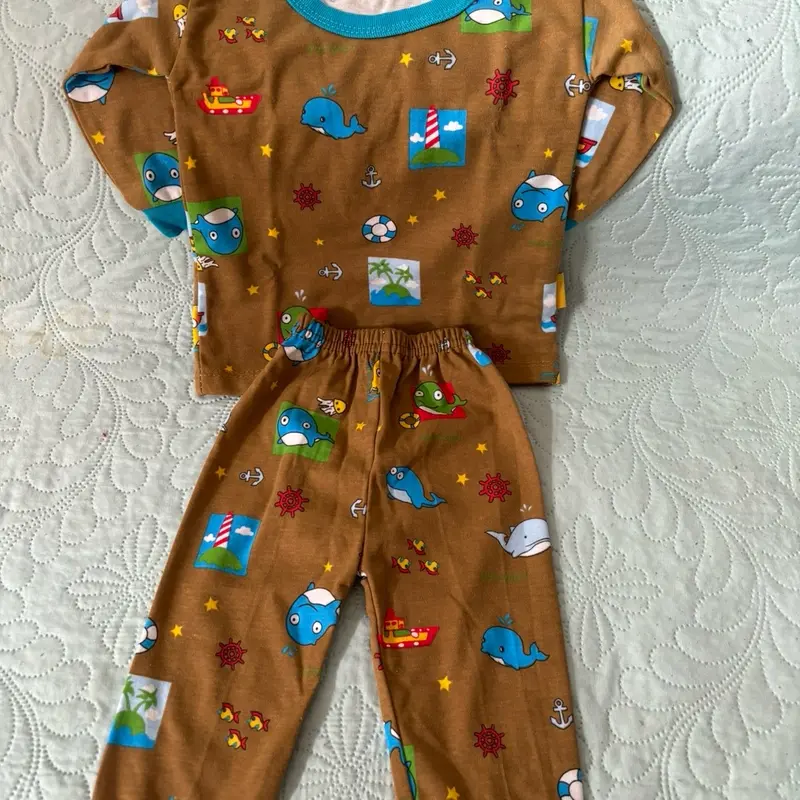 Jumpsuit Anak usia 0-6 bulan. Untuk semua musim bahan adem dan lembut 0