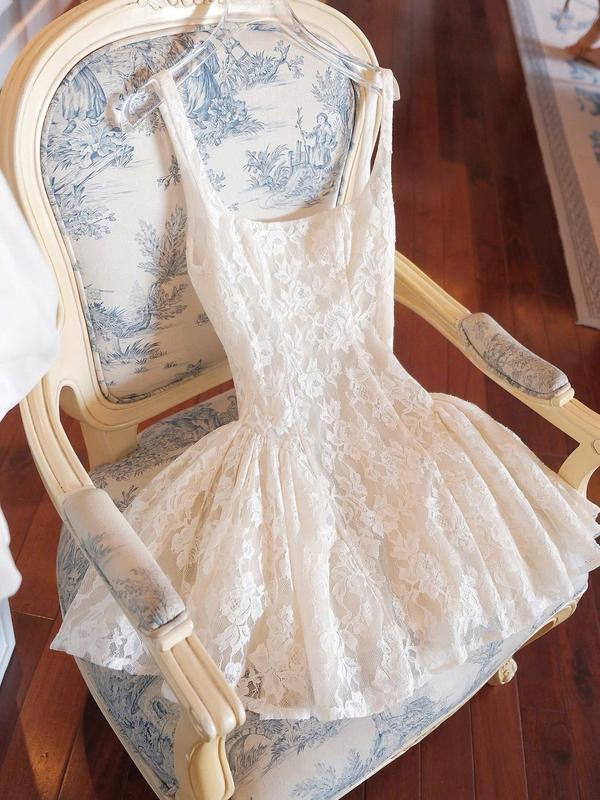 [ New arrival] Đầm hai dây dáng xòe ren hoa hồng