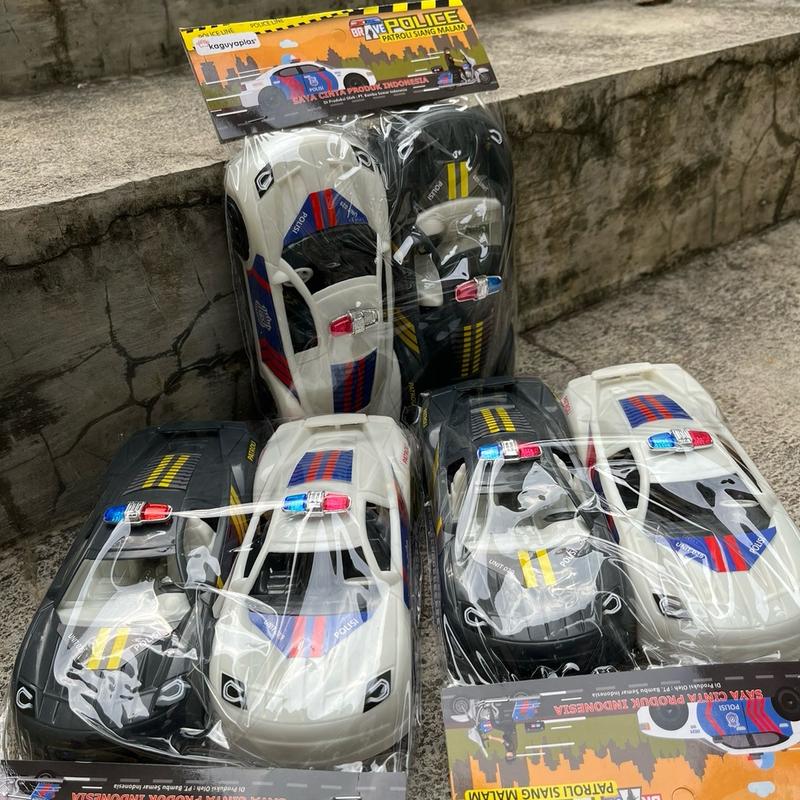 Mainan Anak Mobil Polisi 2 Pcs - Mainan Anak-anak Berkualitas - Toy 0