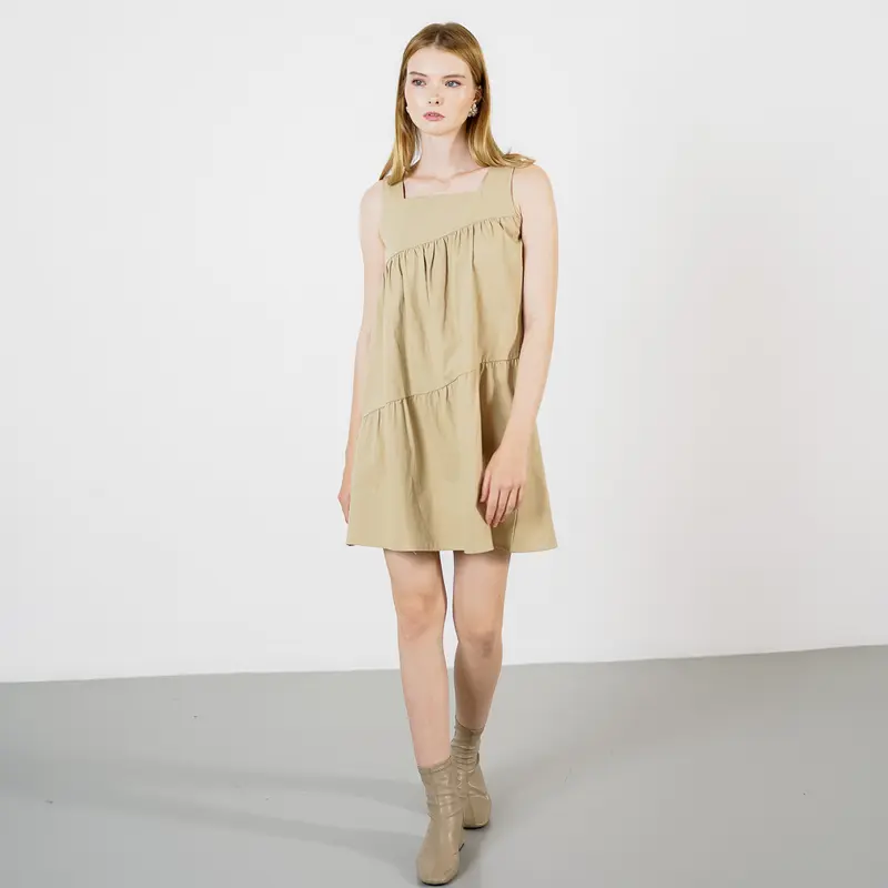 This Is April Mini Dress Simple Wanita Tanpa Lengan Luna Dress Khaki & Black 4