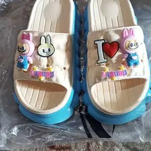 BARU BARU UTAMA Sandal LABUBU Anak dan BEAR Dewasa Sandal wanita korean style AntiSlip empuk dan nyaman