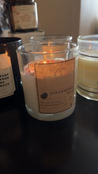 Product Review of [150gr] Lilin Aromaterapi - Scented Candle - Lilin Aromatherapy - Lilin Souvenir Lilin Grosir Lilin Wangi Candle Aromatherapy Vegetable Natural Wax 150 gr from n**a 0