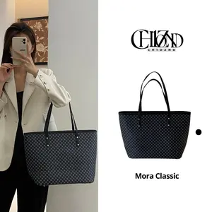 CH10ZND TAS-MORA CLASSIC Tas Wanita Elegan dengan Desain Mewah dan Tali Panjang untuk Gaya Harian