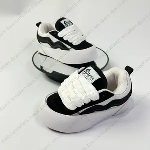 DUXCISAS ANAK 012PUTIH LIST HITAM SEPATU GEMUK SEPATU SEKOLAH FLASH SALE Dengan Desain Nyaman Dan Tahan Lama