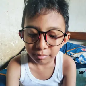 MKTRIZZ Kacamata Anak 2IN1 Anti Radiasi & Photochromic- Lengan Frame Lentur & Nyaman - Beli 1 Gratis 3 + Tali Kacamata Anti Slip - Bisa Pakai Lensa Minus/Silinder-2231