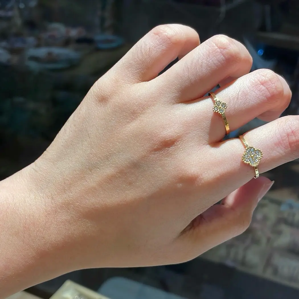 Cincin Titanium Gold Anti Karat, Cincin Wanita Mewah Elegan, Aksesoris Perhiasan Wanita