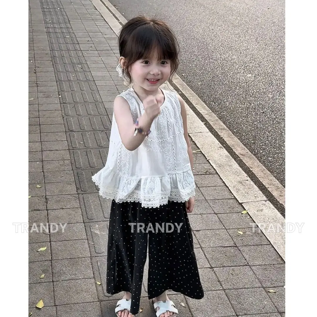 Set đồ bộ bé gái TRANDY 10-30kg áo bèo tầng phối quần đen chấm bi đi chơi đi học