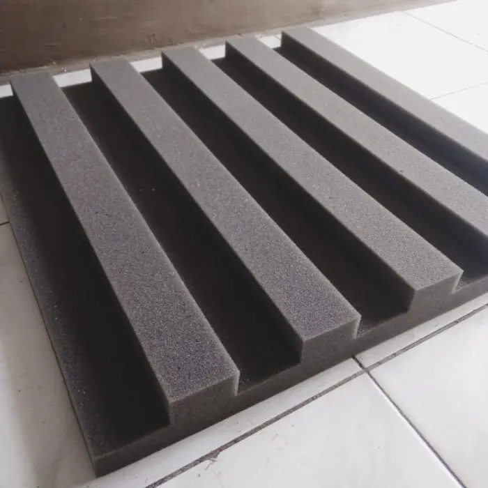 Busa Peredam Suara Vocal Trap Foam 50x50x5cm 1