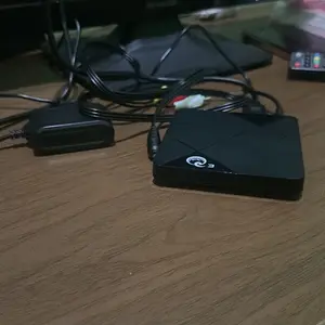 SHADE Android Tv Box MiniQ3 Ram 2gb Rom 16gb Android 9 Wifi 2.4G 4K Ultra HD Smart Tv Box Unlock Tv Box Android