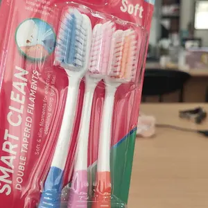 Systema Sikat Gigi Smart Clean Soft isi 3pcs