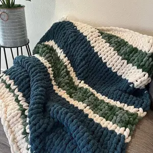 Selimut Hangat Buatan Tangan Aesthetic Handmade Chunky Knit Blanket