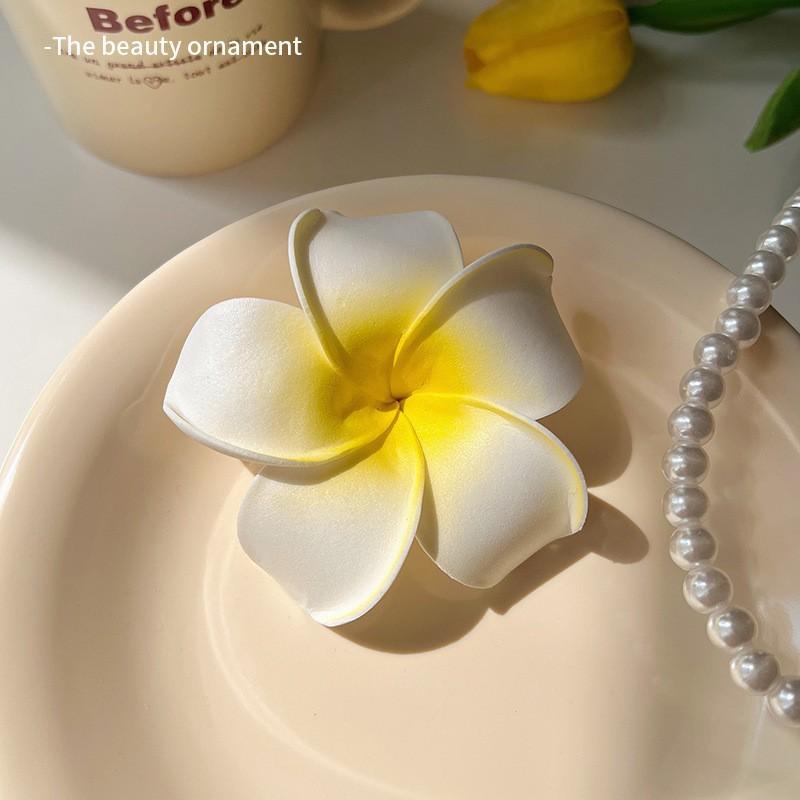 Product Introduction of flower Kembo ja  Simulation plumeria hairpin beach holiday hair side clip flower hairpin hairpin hair accessories jepitan rambut 3