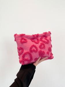 Bolsa de maquillaje ligera y portátil de peluche con forma de corazón, organizador de viaje con cierre, bolsa de almacenamiento para cuidado de la piel y cosméticos, regalo perfecto para todas las festividades