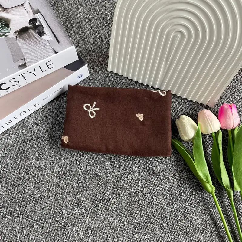 Hijab Segi Empat Paris Bordir Pita Love Coquette 1