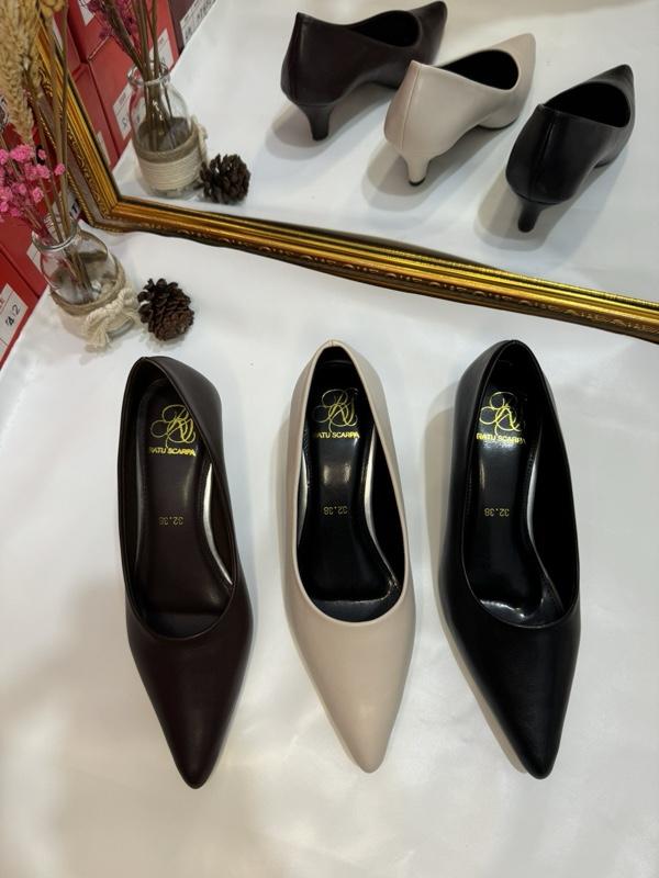 32. Ratu Scarpa Heels Runcing 5cm Wanita Elgan Anti Slip | 36-41 | 3 warna
