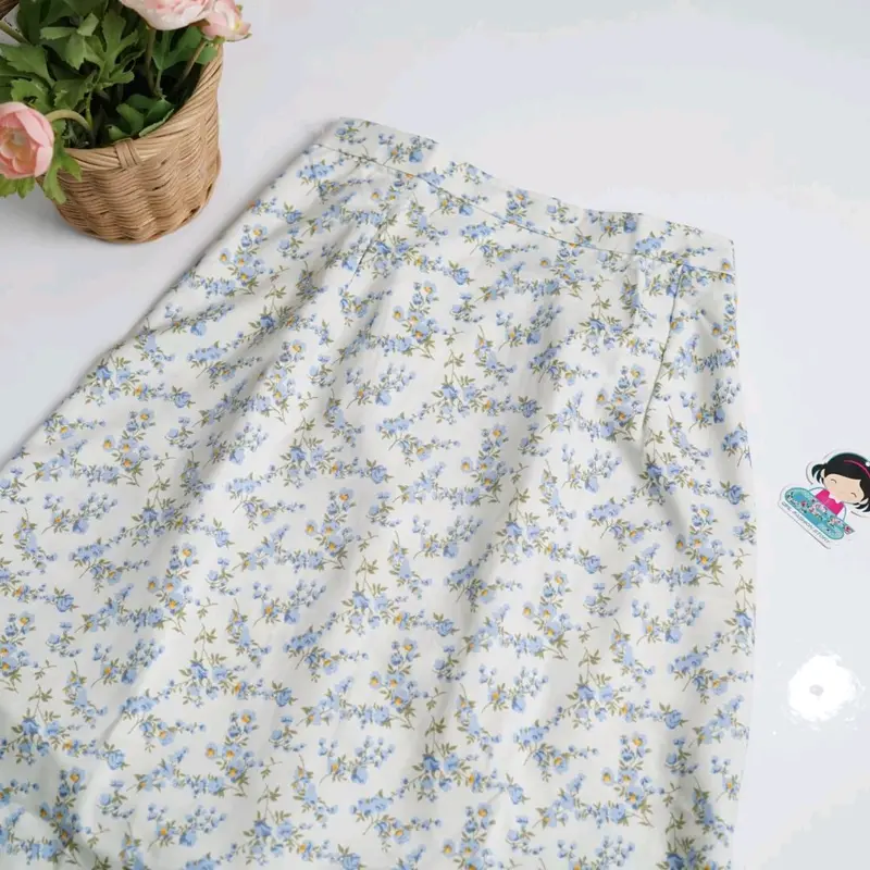 CH GAMAR A LINE SHAKILA SKRIT ,ROK FLORAL 5
