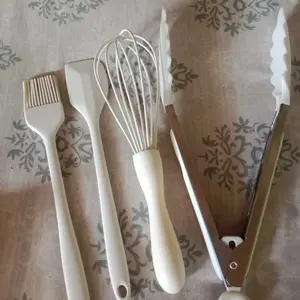 Simpan Indah Set Baking 4PCS Silicone Food Grade Kuas Oles & Alat Baking Tahan Panas Anti Lengket Lembut Awet Mudah Dibersihkan Peralatan Dapur Aesthetic - Kitchenware untuk bakar