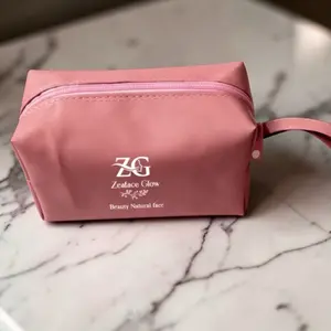 Tas Make up Zeaface Glow (Tas Kosmetik )