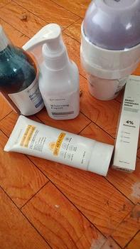 Product Review of ISWHITE Perfect Glowing Body Protection Complete Package-Paket Cerah Glowing Maksimal Sebadan | Mencerahkan Kulit Hingga Ke Sela Tergelap | Halal BPOM from A**y 0