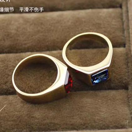 Product Introduction of Cincin Titanium Pria Terbaru Dijual Ring Hitam Silver Dan Gold Anti Luntur Bahan Stainles Stell AntikaratAnti Luntur Batu Emas Merah 18