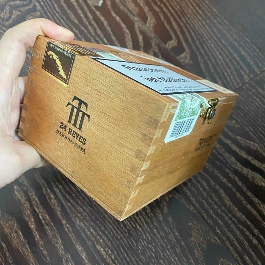 Trinidad Reyes Box of 24 Sick