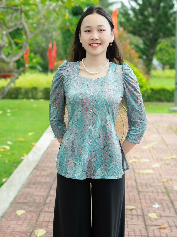 Áo Bà Ba Tay Lỡ Cách Tân Hoa Văn Cổ Vuông Vai Phồng Có Nút Cài Áo Đi Chùa Chụp Hình Du Xuân