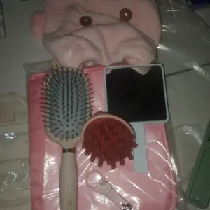 UNISO - SISIR KERAMAS PIJAT KEPALA SILIKON AKSESORIS SALON PERAWATAN RAMBUT