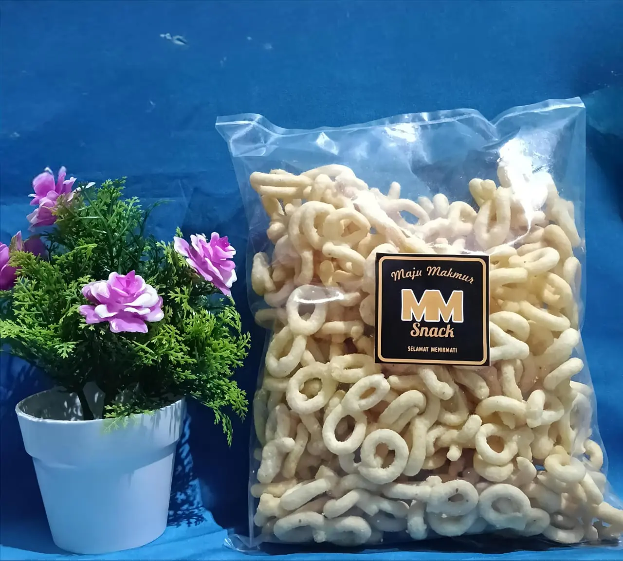 ANEKA SNACK CAMILAN MURAH/LANTING BAWANG KEMASAN 250GR