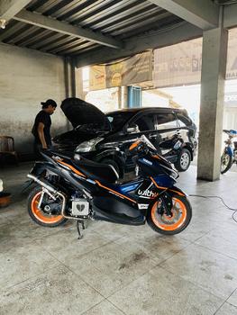 Product Review of Knalpot Samlong Original Alligator Halfblue New Emblem [ inlet 38 mm ] free triplat Nmax Aerox Beat Mio Scoopy Vario Pcx lexy Xride fino Fazio Freego dll Bracket Laser Motor Motorcycle from p**l 0