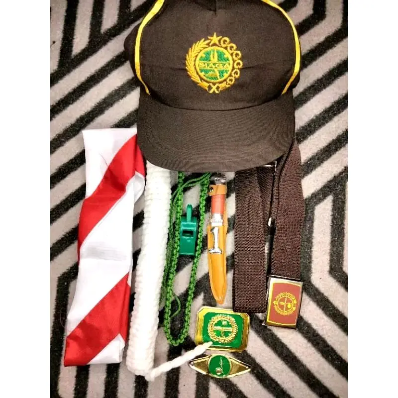 Set Pramuka Siaga Putra Putri / Alat Pramuka SD  Fashion Aksesoris Topi /Tali 2