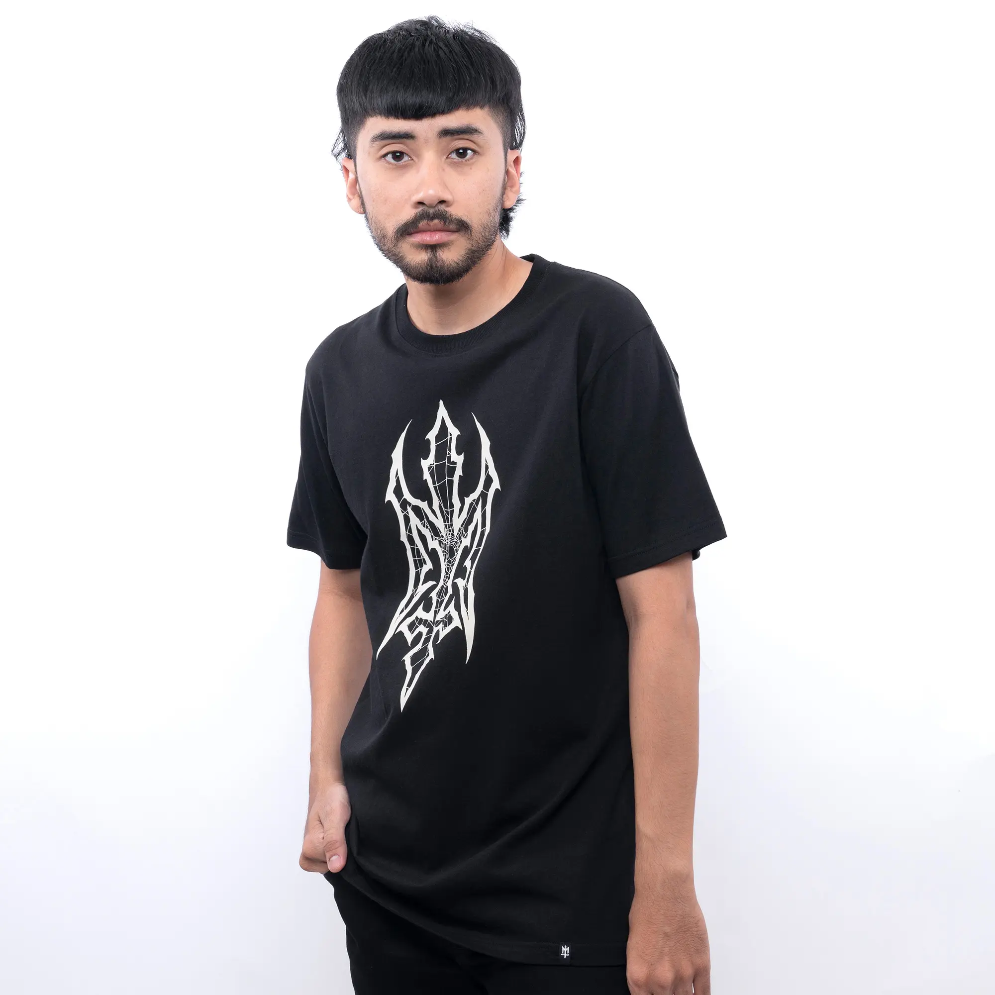 MATERNAL DISASTER ARANE TSHIRT