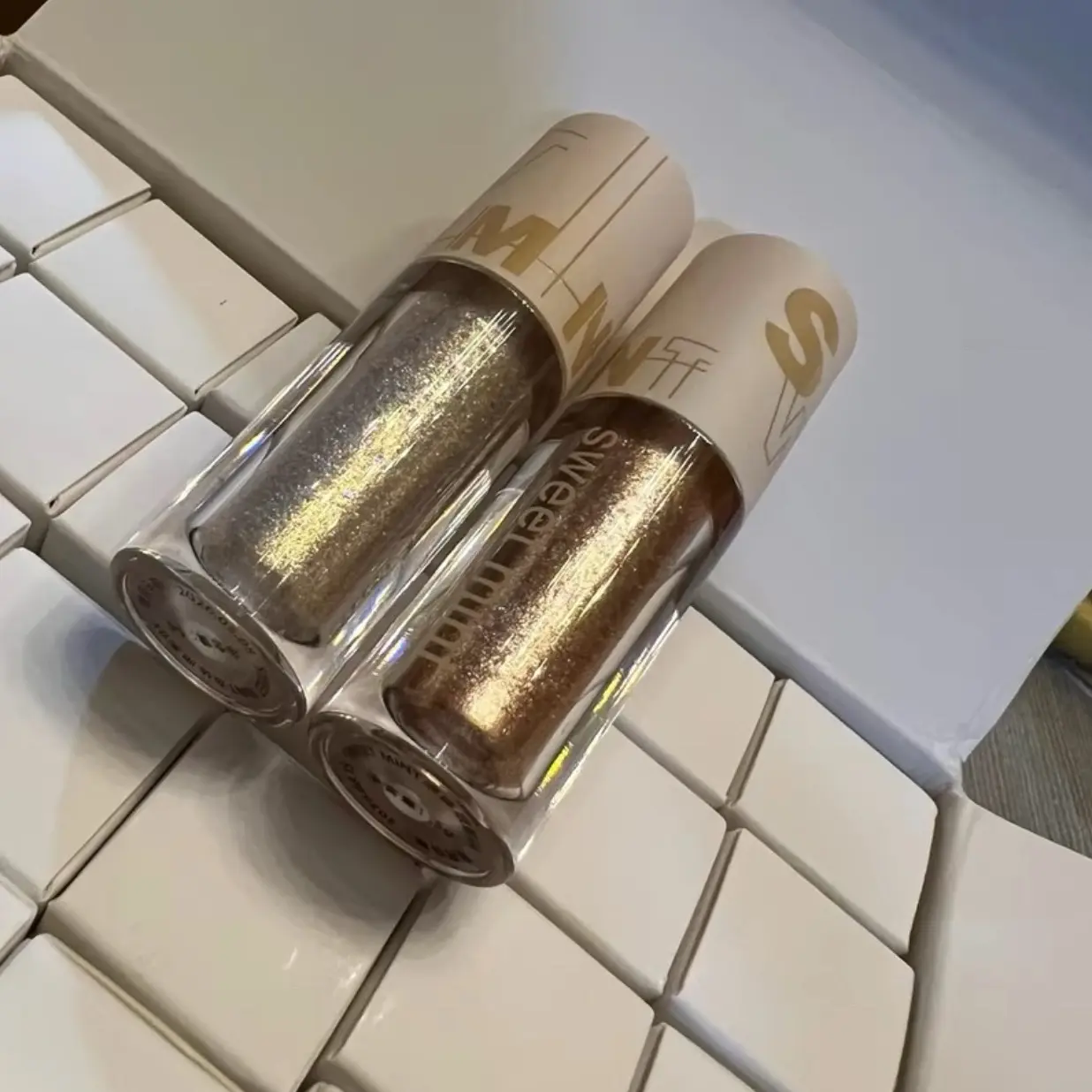 GAM GLITZ GLITTER MAKEUP glitter