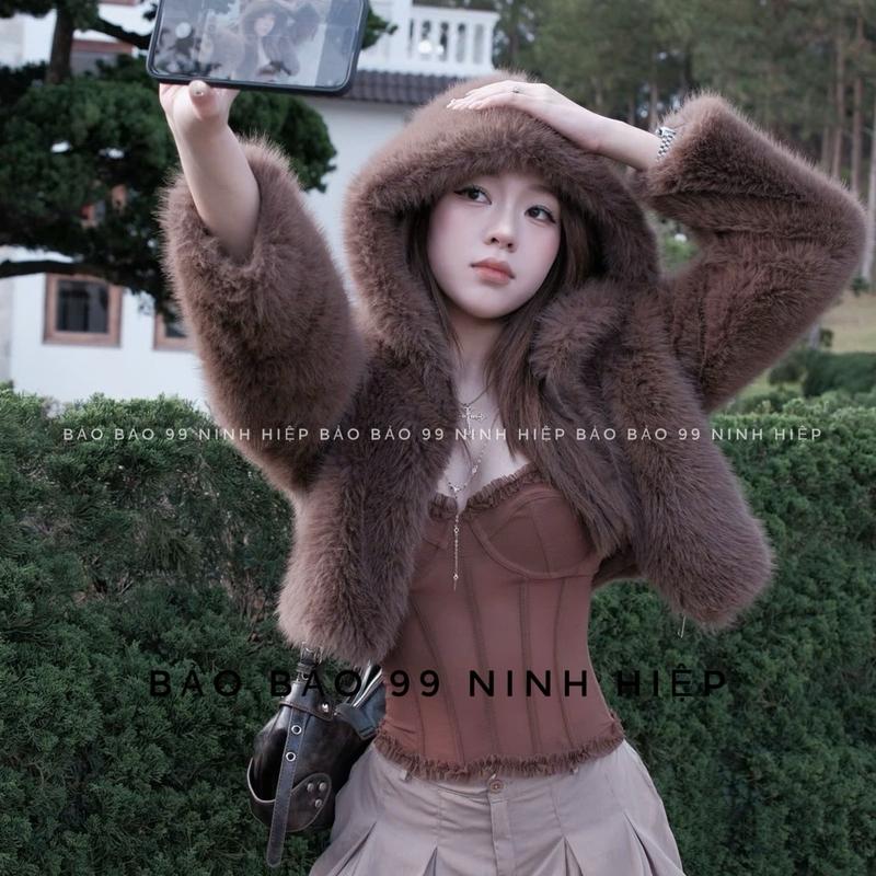 Áo Khoác Lông Mũ Quảng Châu CropTop - 830- Khoá Kim Loại Dầy Dặn Siêu Nặng Tay Cao Cấp - Hàng Chuẩn Quảng Châu  Nữ Women Jacket Kem