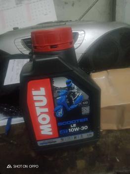 Product Review of Motul 4T Scooter Le 10W-30 0,8L Oli Motul Motor Matic Original Mesin Motorcycle from o**g A** a**& d**i 1