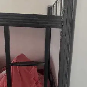 RM_3Tempat Tidur Anak Furniture Tidur Besi  Susun Tidur Susun Asrama  tingkat ranjang Tidur Susun Besi Tempat Tidur Susun Asrama Ranjang Tingkat Anak Model Kekinian Bahan Kokoh Aman Harga Murah Ready Stock Kirim Cepat  Garansi Resmi, Ganti Rugi jika Rusak
