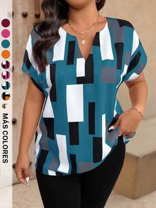 Blusa de mujer talla grande con estampado geométrico, cuello en V con muesca, manga corta, ajuste holgado tipo túnica, colores bloques; estilo casual y business casual, elegante, modesta, ideal para outfits diarios de primavera y verano.