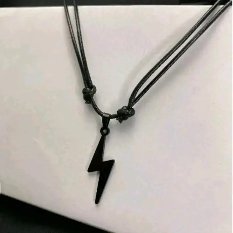 Kalung Tali Liontin Titanium Model Petir Terbaru Pria & Wanita Anti Karat Anti Luntur Hitam Silver 2