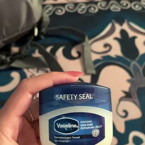 [FLASH SALE 15RB SPECIAL JANUARY] Vaseline Repairing Petroleum Jelly Lotion Original Pure 50ML