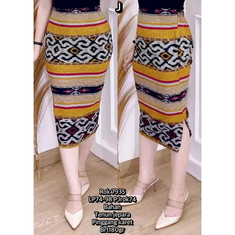 ROK PENDEK SPAN TENUN WANITA ETNICK MOTIF BELAHAN SAMPING 2
