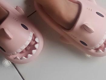 Product Review of Greenland Sandal hiu dewasa/ Sandal Wanita Lucu Baby Shark Korea/ Sandal slop wanita pria/ Sandal slop Shoes Sendal Selop HSN606 Karet Jelly from e**. 1