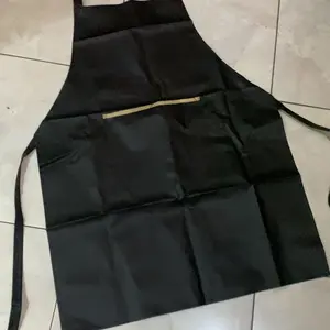 Celemek Anti Air dan Anti Minyak Size Standar 80x60 cm Bahan Kulit Sintetis PVC Apron Premium dengan Tali Pinggang dan Kunci Sodok