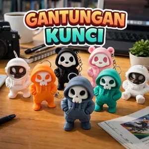 Gantungan Kunci Boneka Mini Hoodie Skull – Aksesoris Kunci & Tas